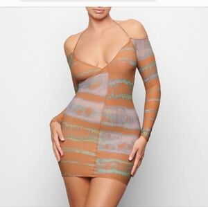 SKIMS Jelly Stylish Off-Shoulder Bodycon Dress